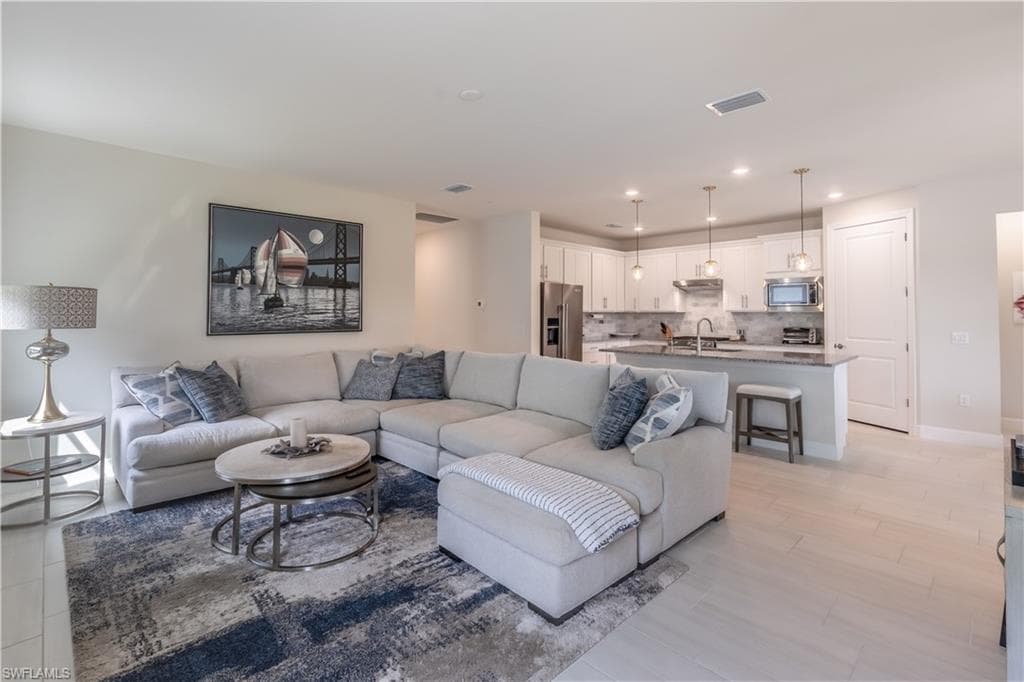 6727 Pennyroyal DR-8