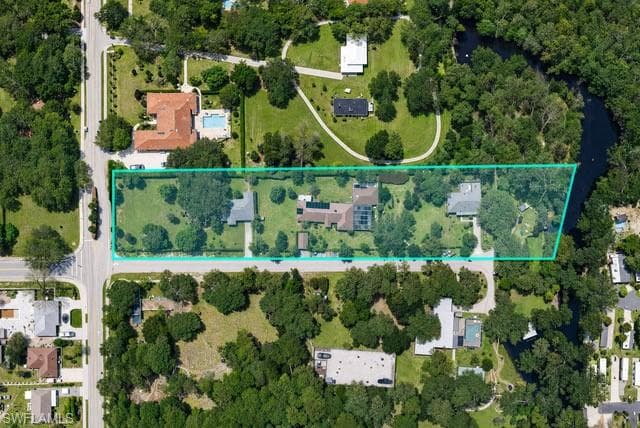 1063 SHADOWLAWN DR-1