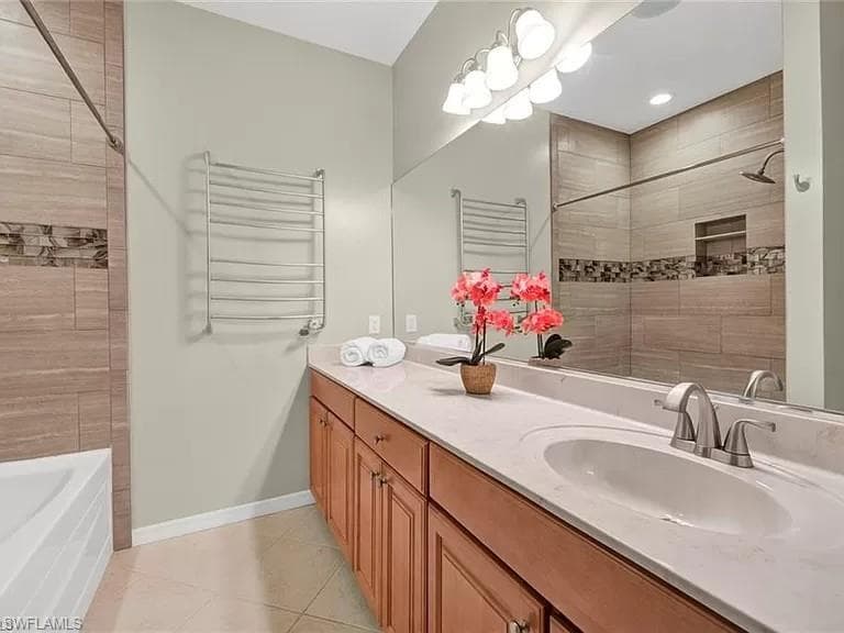 4400 Lazio WAY 202-24