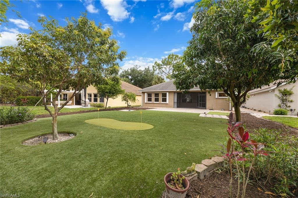 6477 Autumn Woods BLVD-6