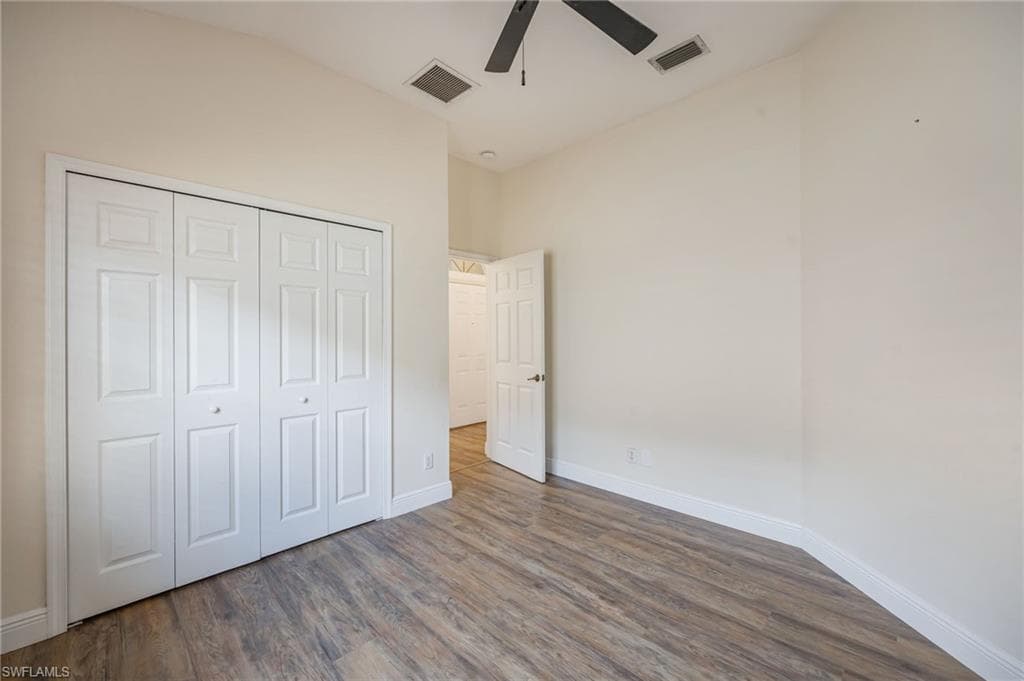 6477 Autumn Woods BLVD-21
