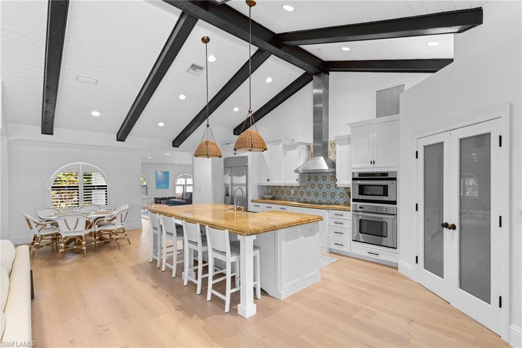 436 Corbel DR-9