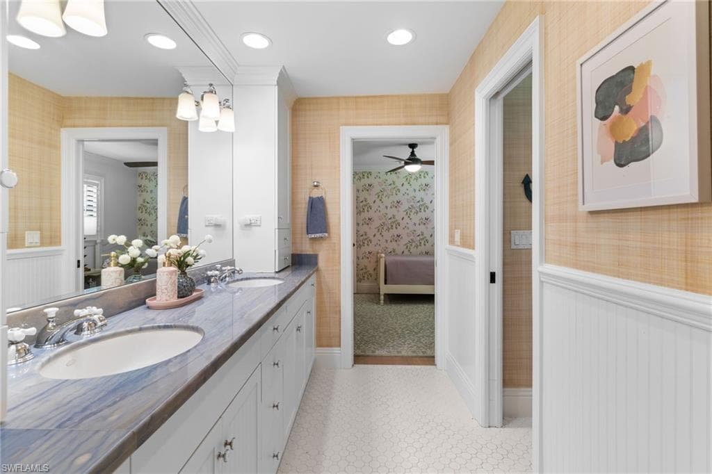 436 Corbel DR-34
