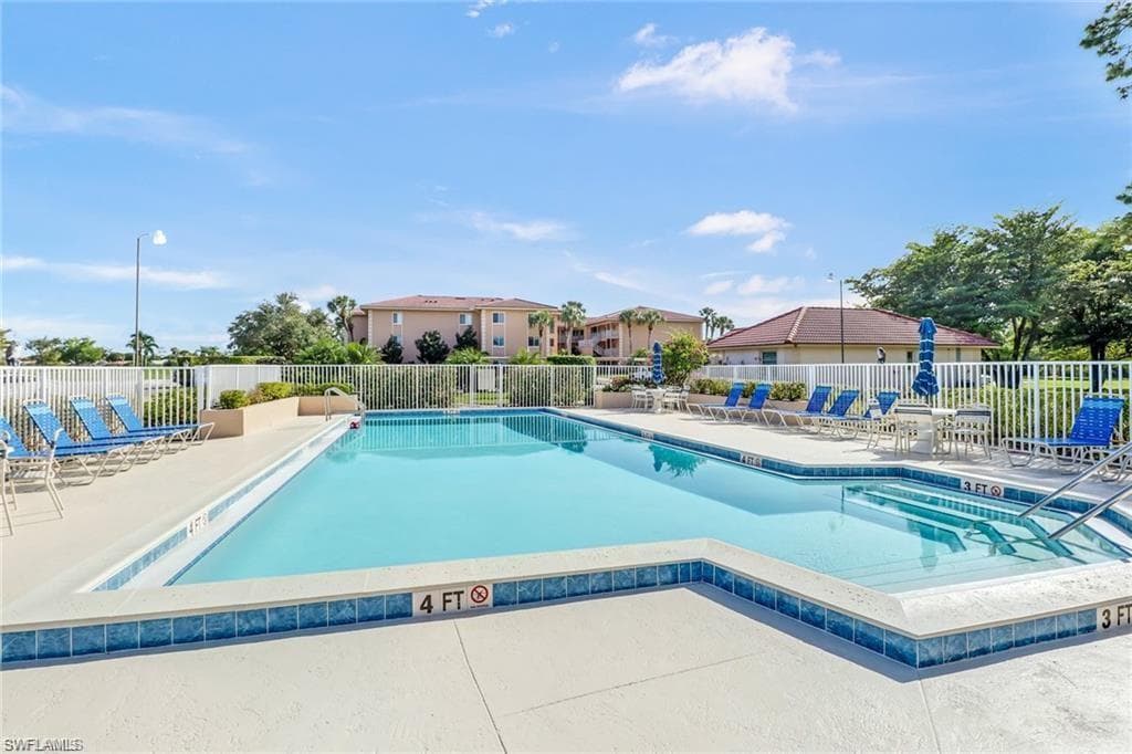 1075 Foxfire LN 201-16