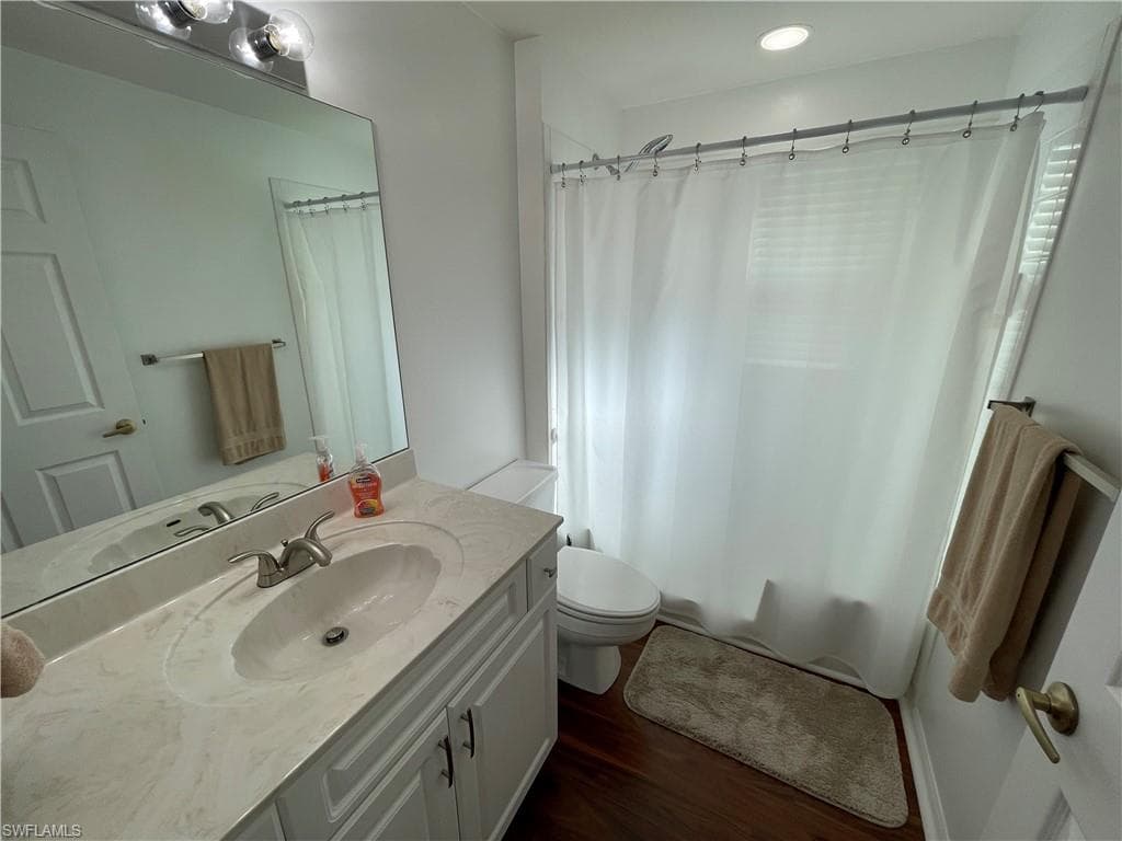 5708 Greenwood CIR 48-19
