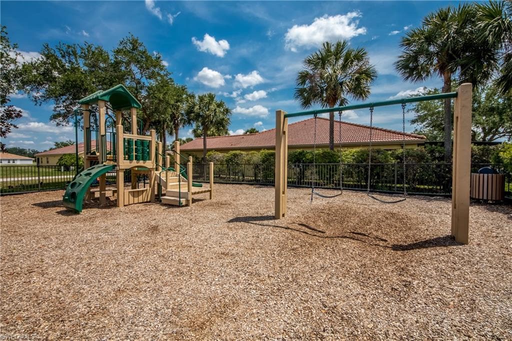 18303 Gibraltar LN-27