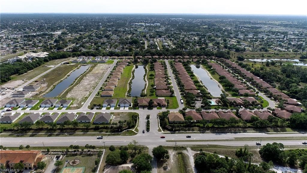 18303 Gibraltar LN-31