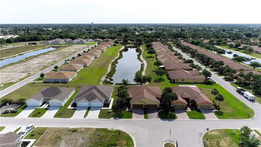 18303 Gibraltar LN-32