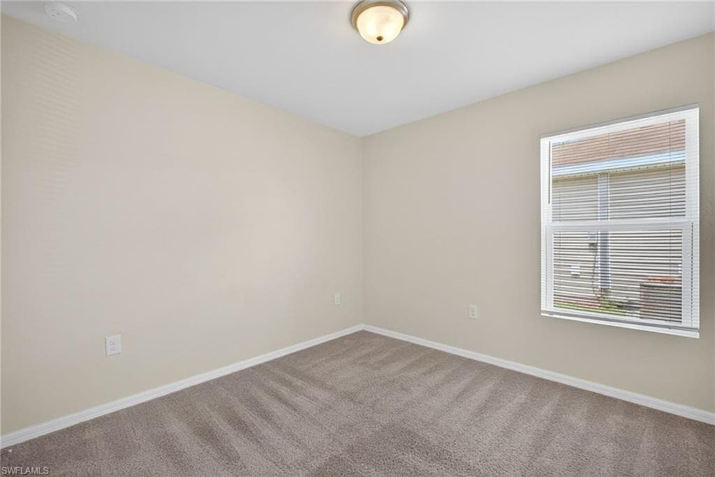 18303 Gibraltar LN-15