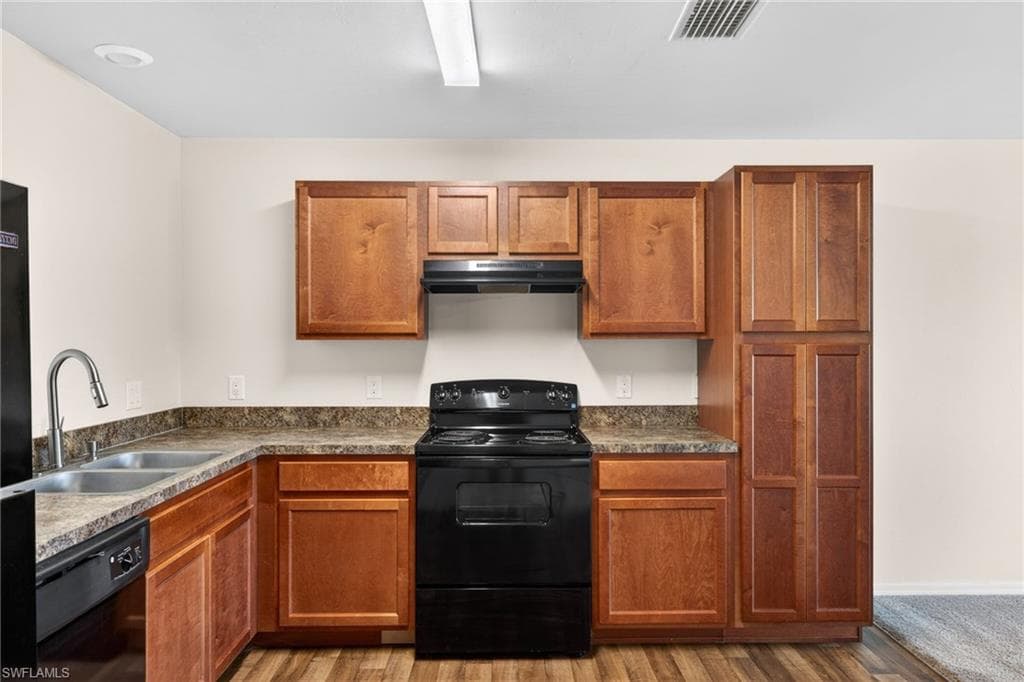 18303 Gibraltar LN-8