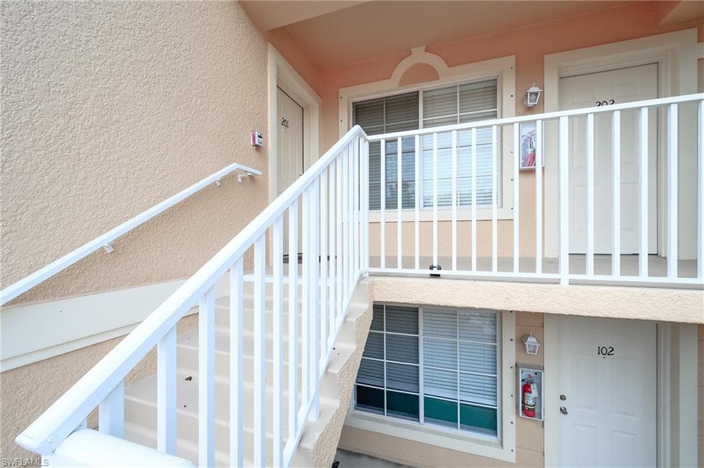 26700 Rosewood Pointe DR 201-6