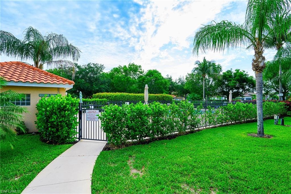 26700 Rosewood Pointe DR 201-30