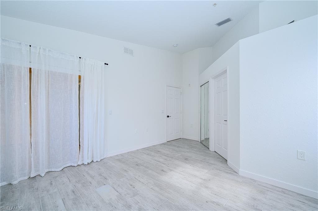 26700 Rosewood Pointe DR 201-15