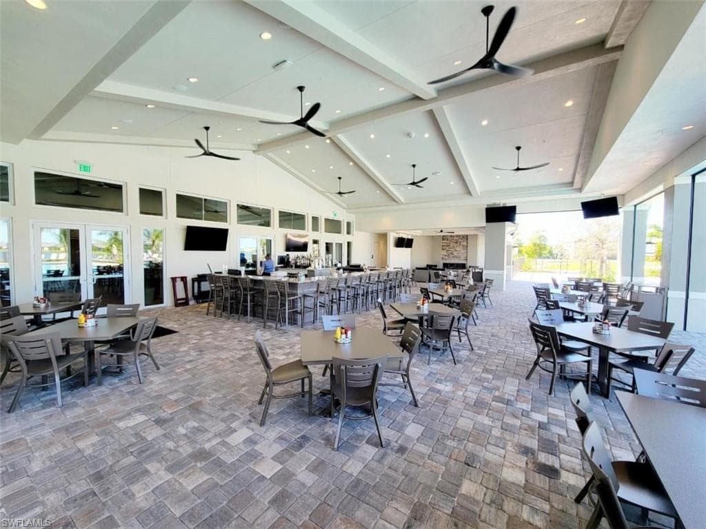 14231 Pine Lodge LN-27