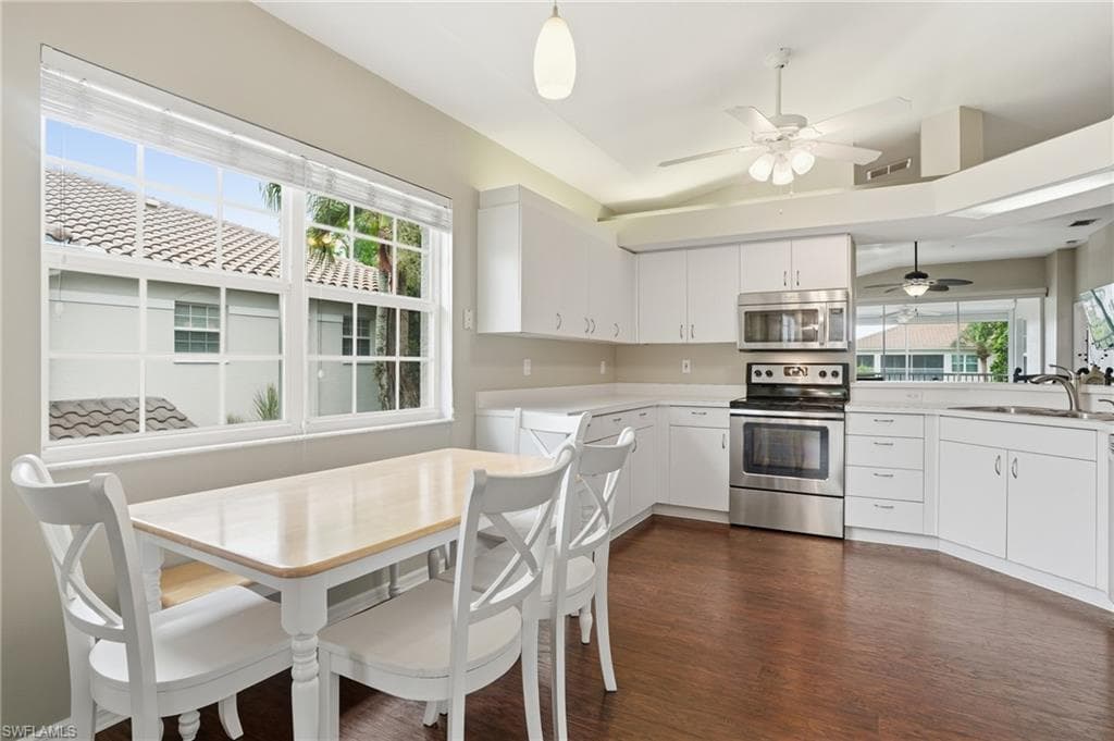 6914 Satinleaf RD N 201-6