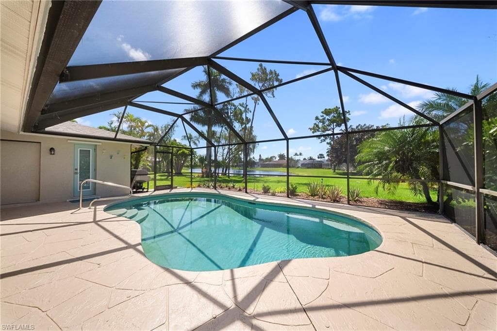 28581 Winthrop CIR-5