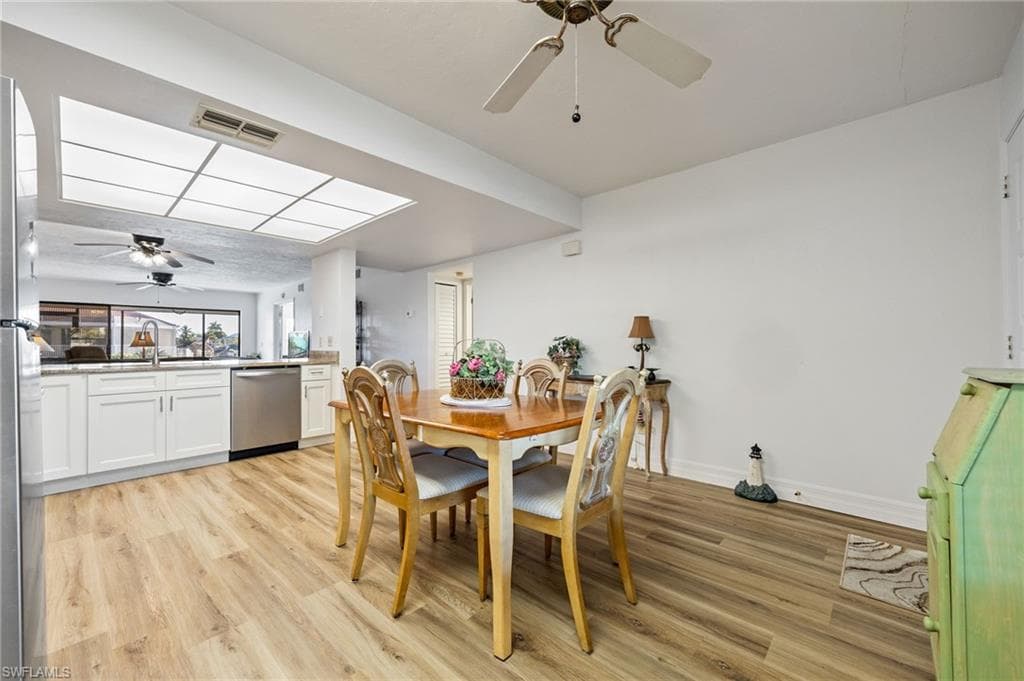 902 SW 48th TER 103-7