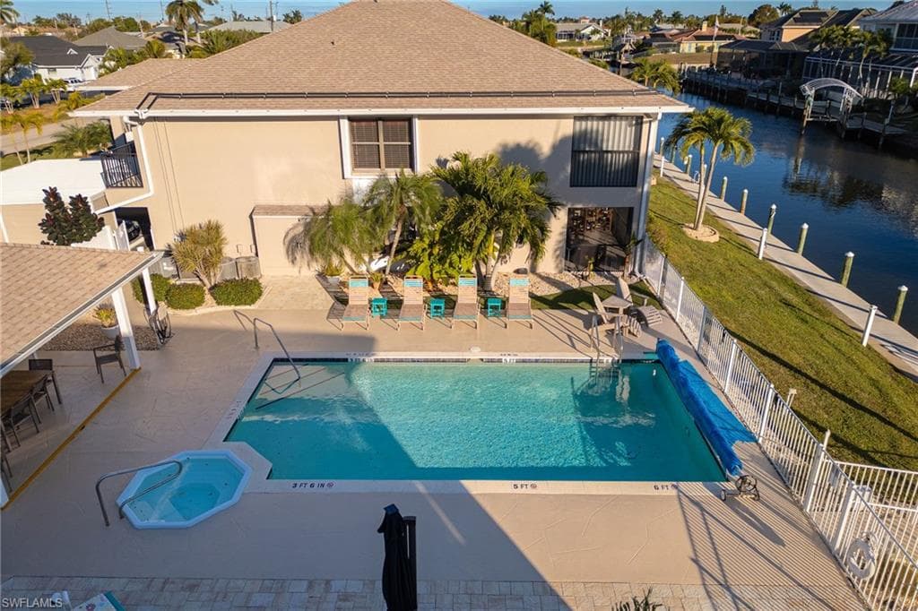 902 SW 48th TER 103-34