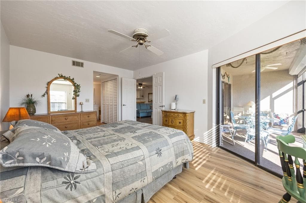 902 SW 48th TER 103-18