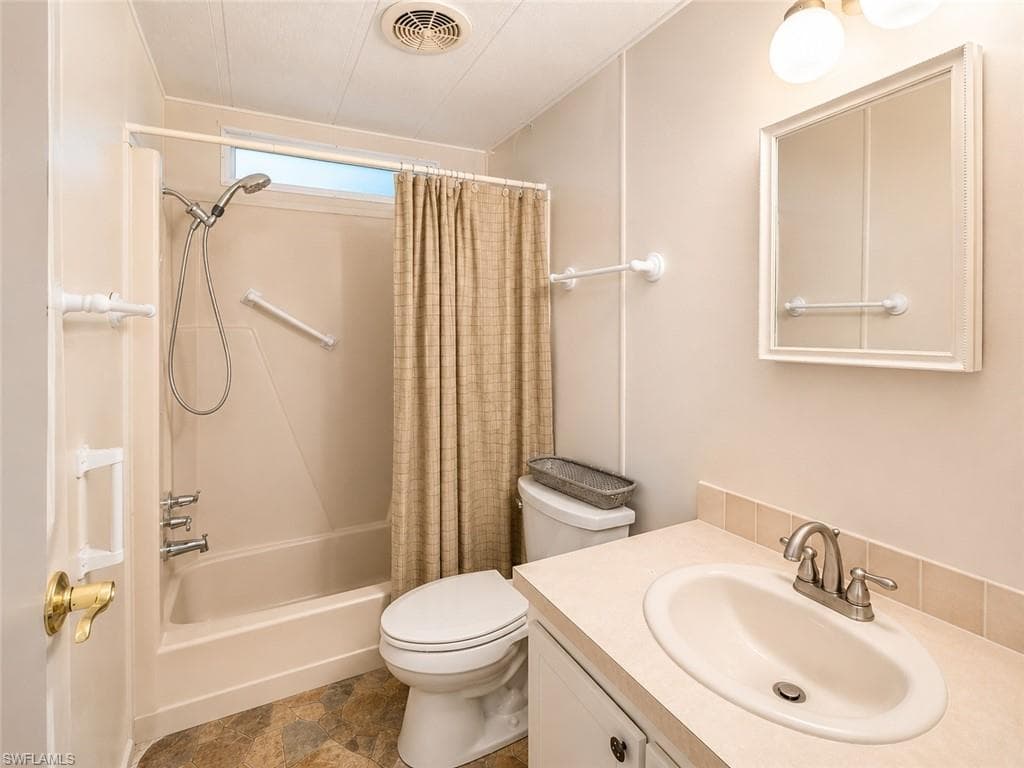 3404 Rainbow LN-13