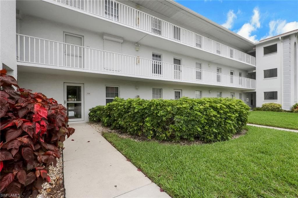 9580 Victoria LN 104-3