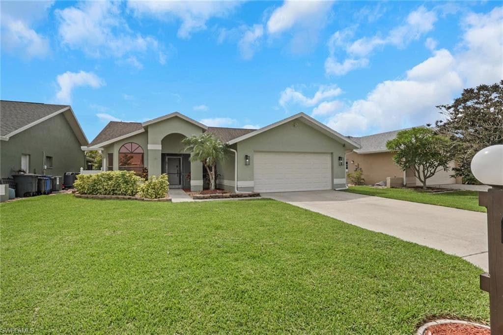 13206 Greywood CIR-1