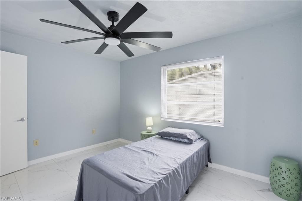 372 Altamont AVE-13