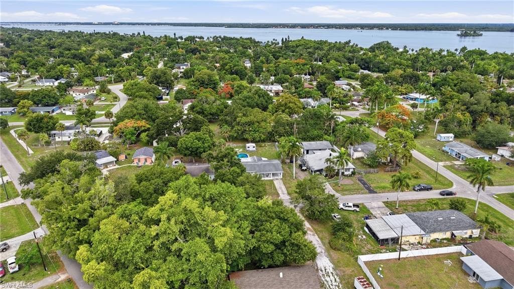 372 Altamont AVE-41