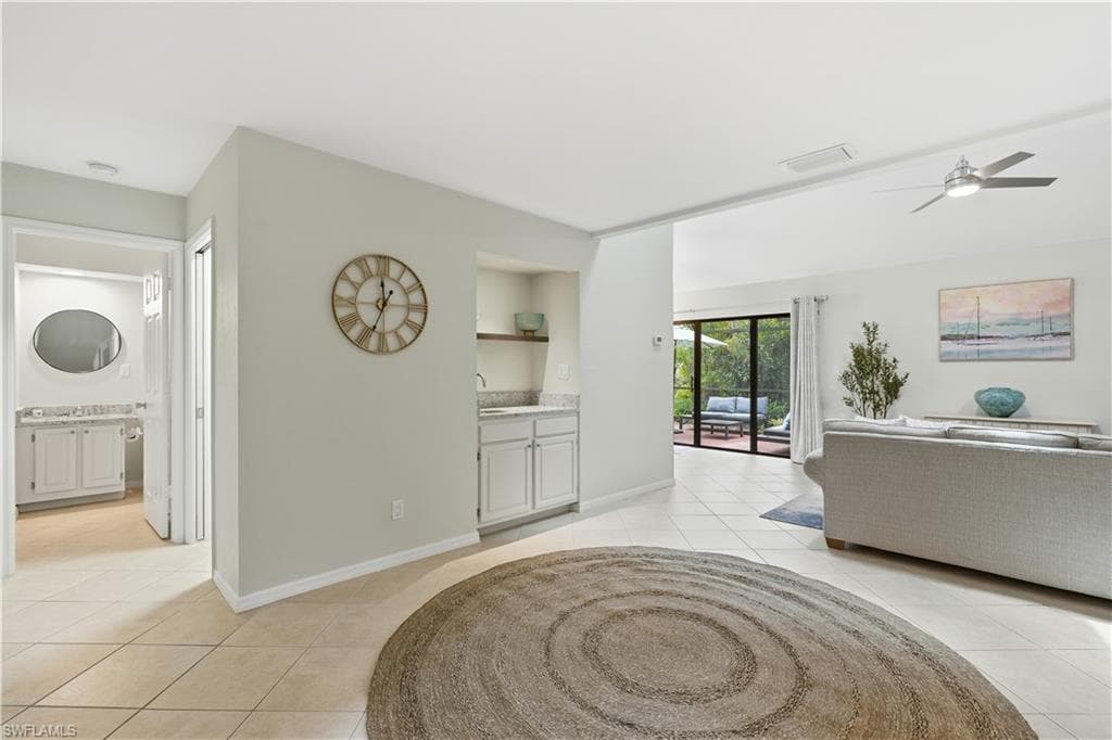 1281 Solana RD-13