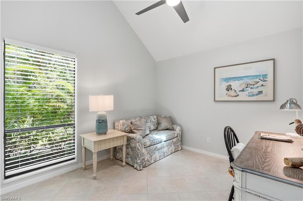 1281 Solana RD-14