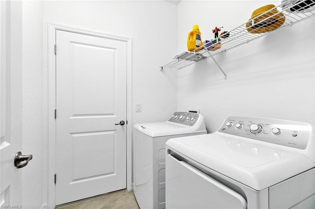 2516 Kona WAY-24