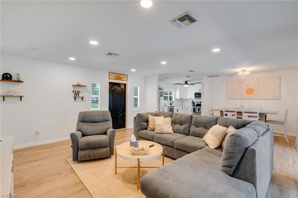 5118 York CT-7