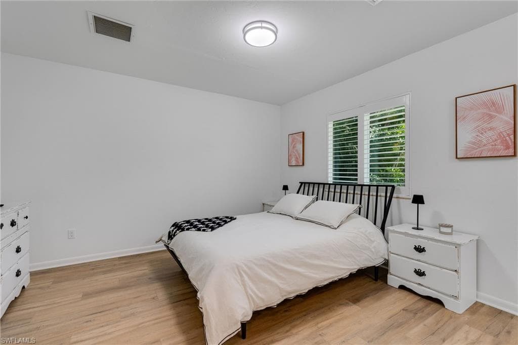5118 York CT-14
