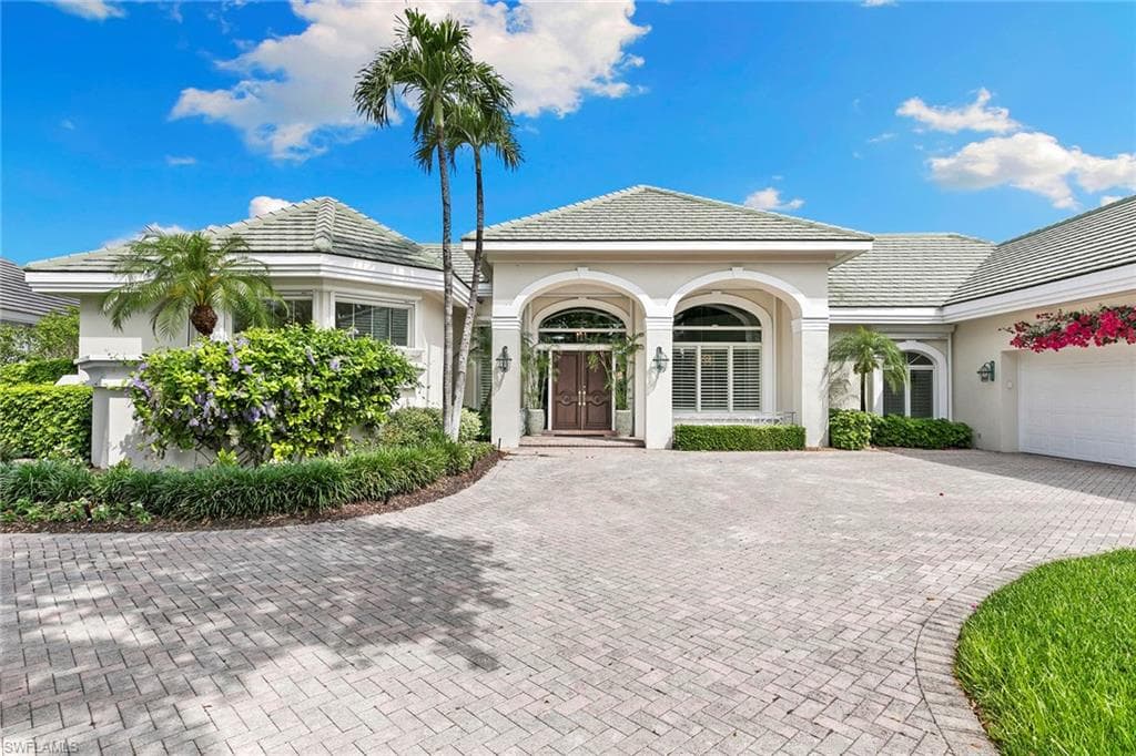 6991 Greentree DR-11