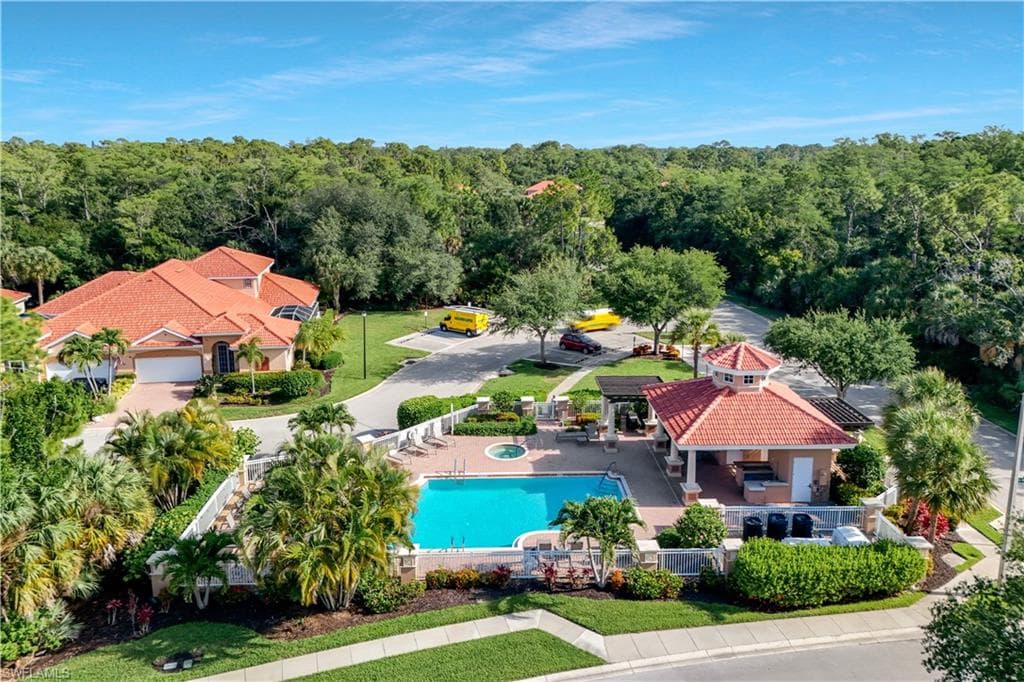 5661 Kensington LOOP-33