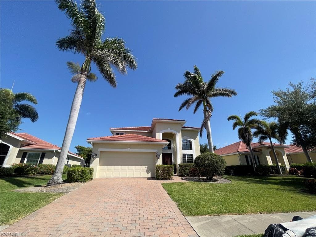 2427 Ashbury CIR-2