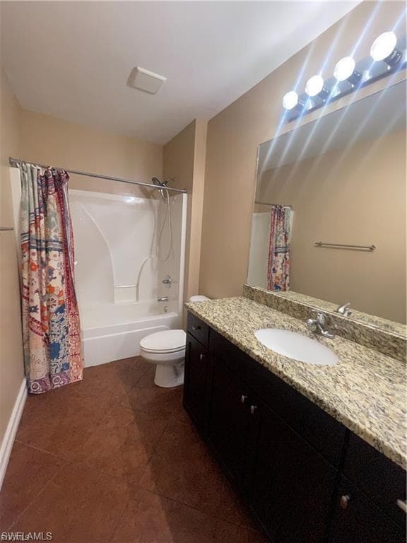 2427 Ashbury CIR-13