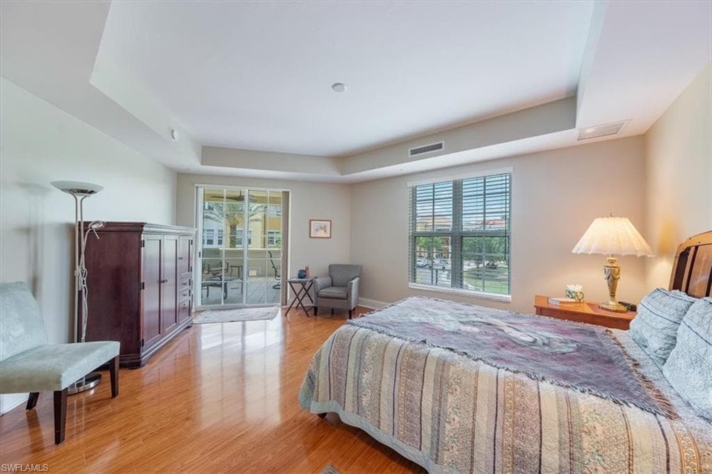 5068 Annunciation CIR 4210-12