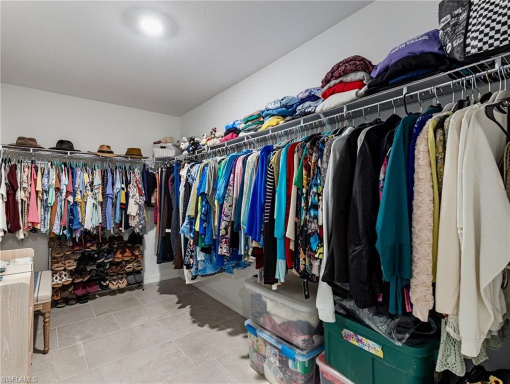 3801 Treasure Oak WAY-18