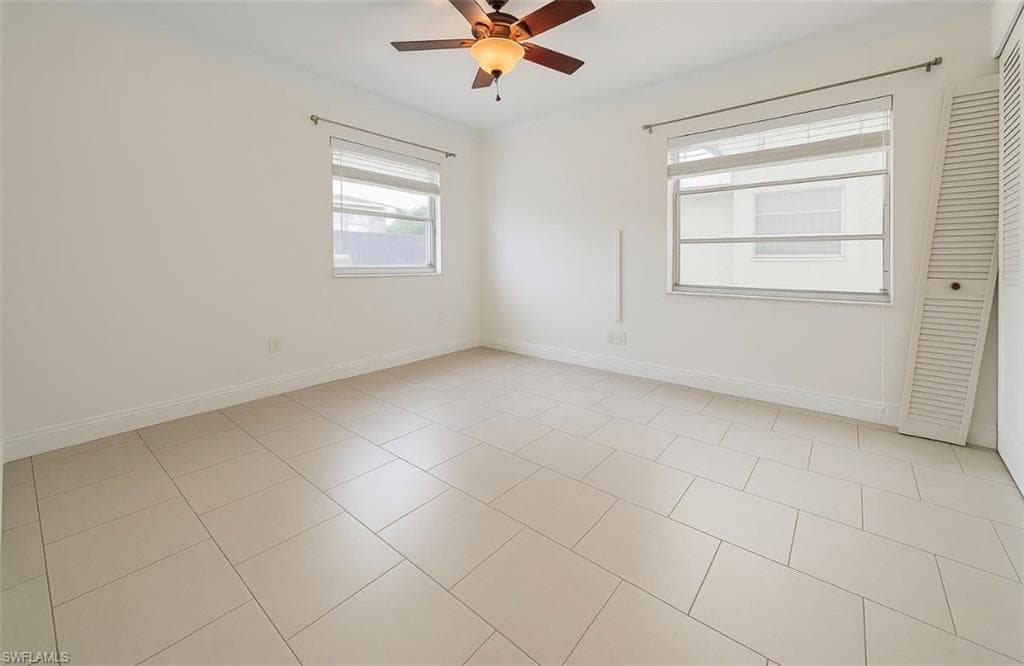 1400 Pompei LN 77-11