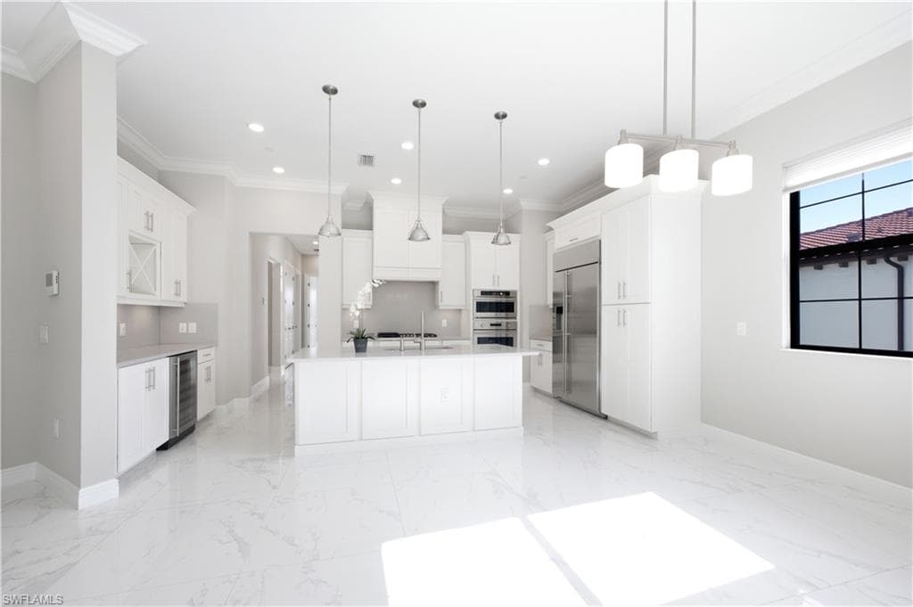 16374 Viansa WAY 301-5