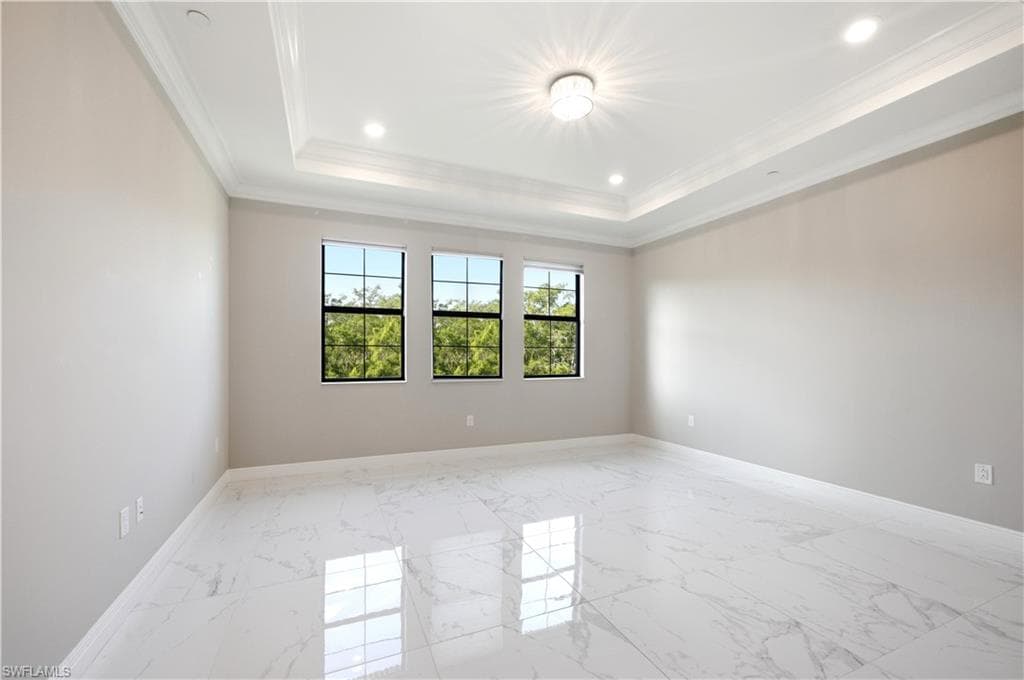 16374 Viansa WAY 301-11