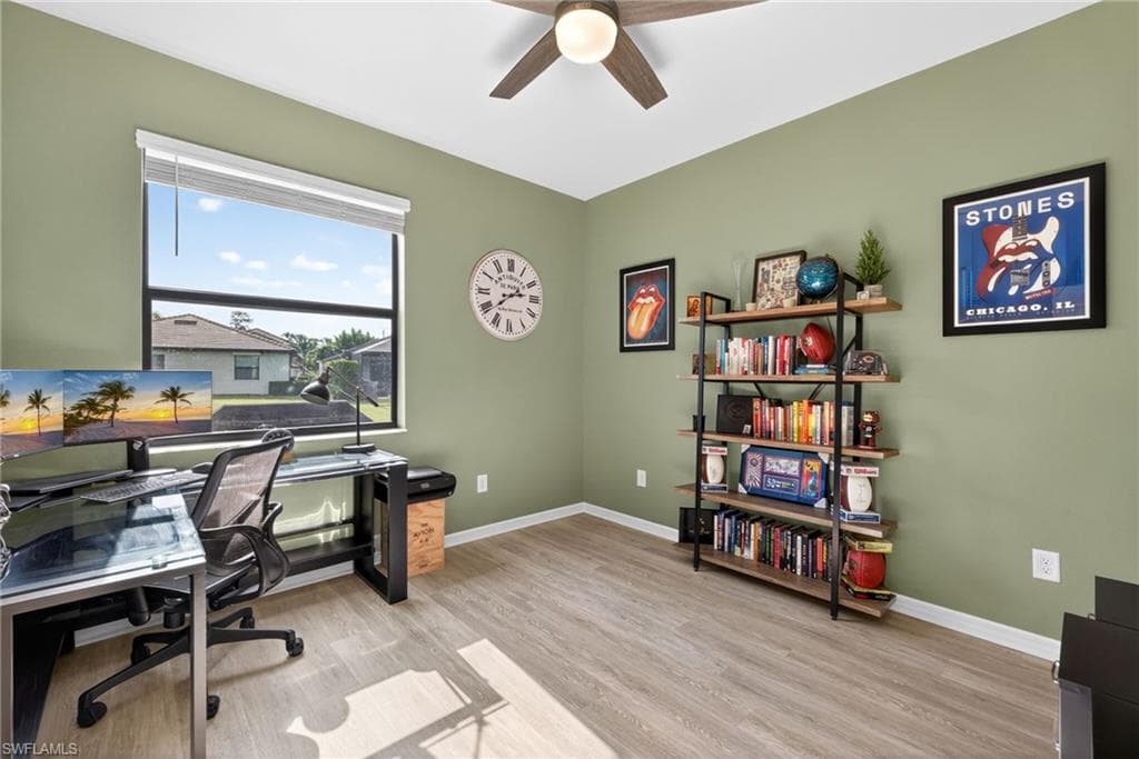 9452 Foxglove LN-27