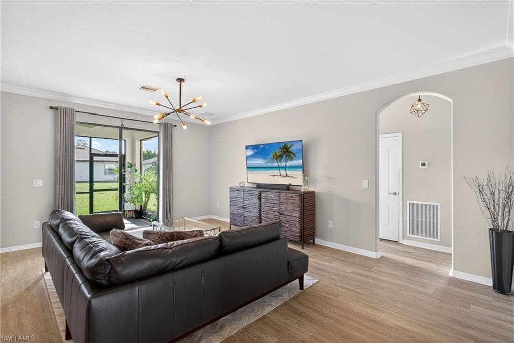9452 Foxglove LN-3