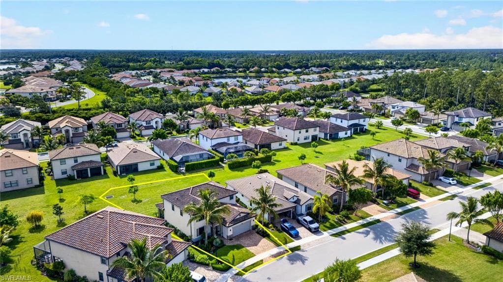 9452 Foxglove LN-32