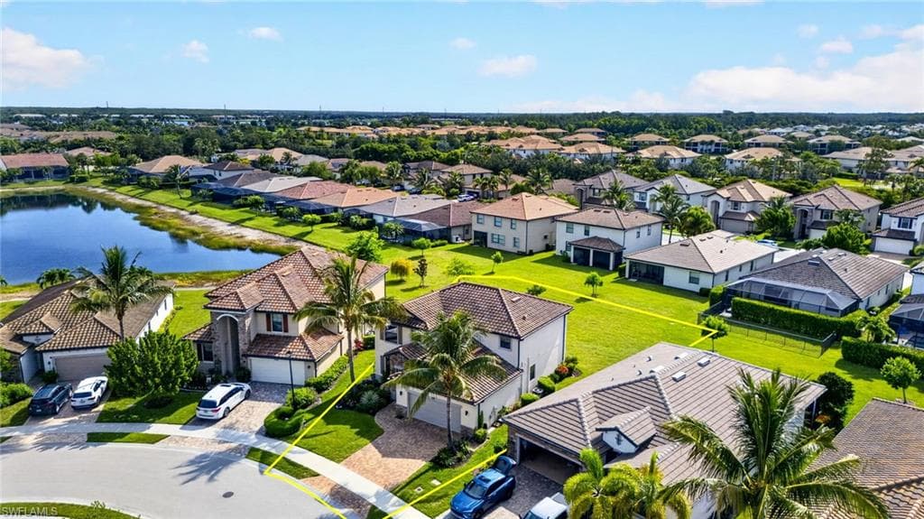 9452 Foxglove LN-33