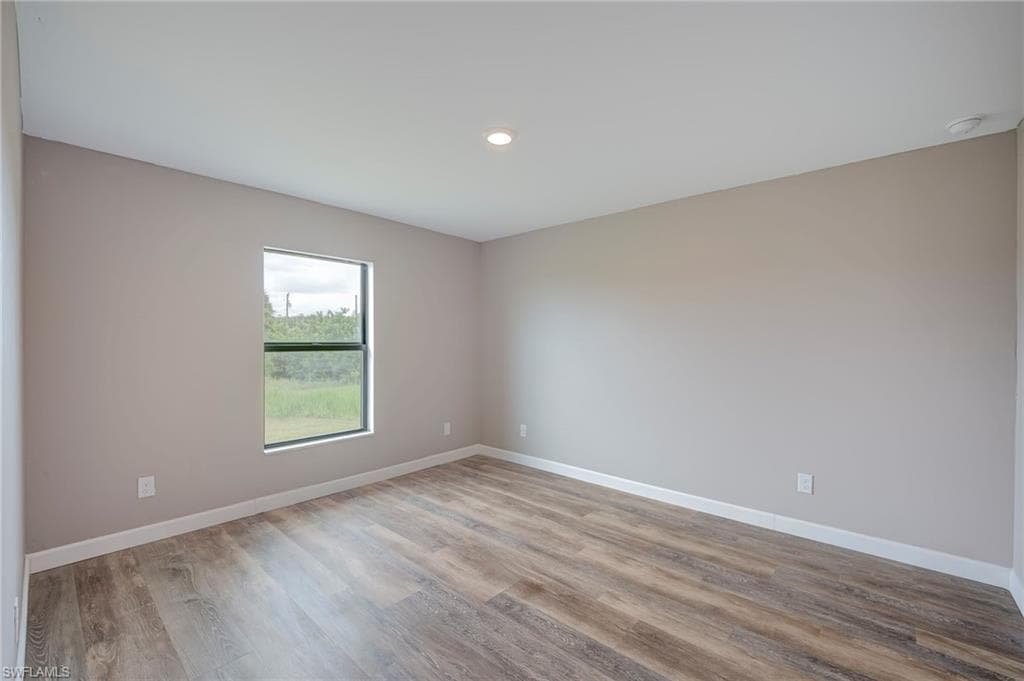 150 Blackstone DR-13