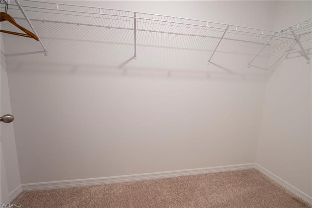 150 Blackstone DR-16