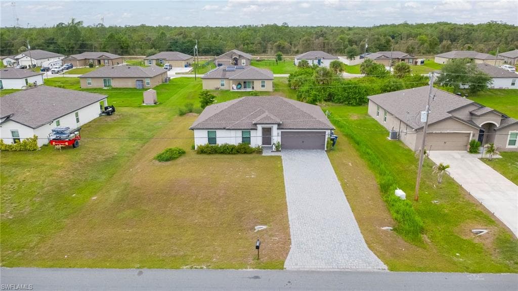 150 Blackstone DR-21
