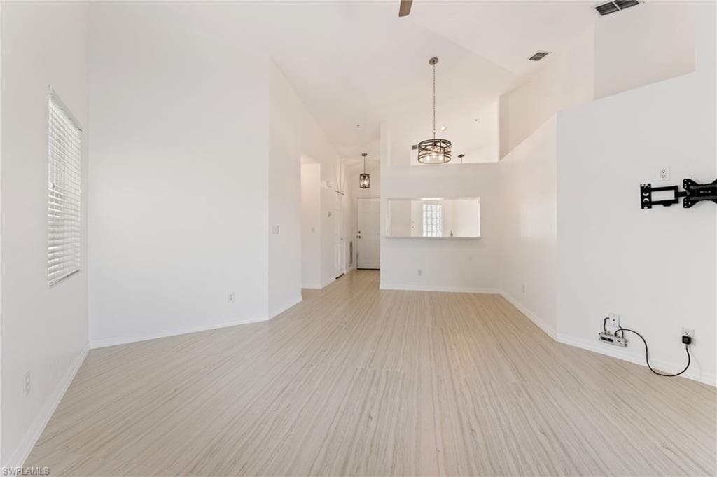 12081 Summergate CIR 204-7